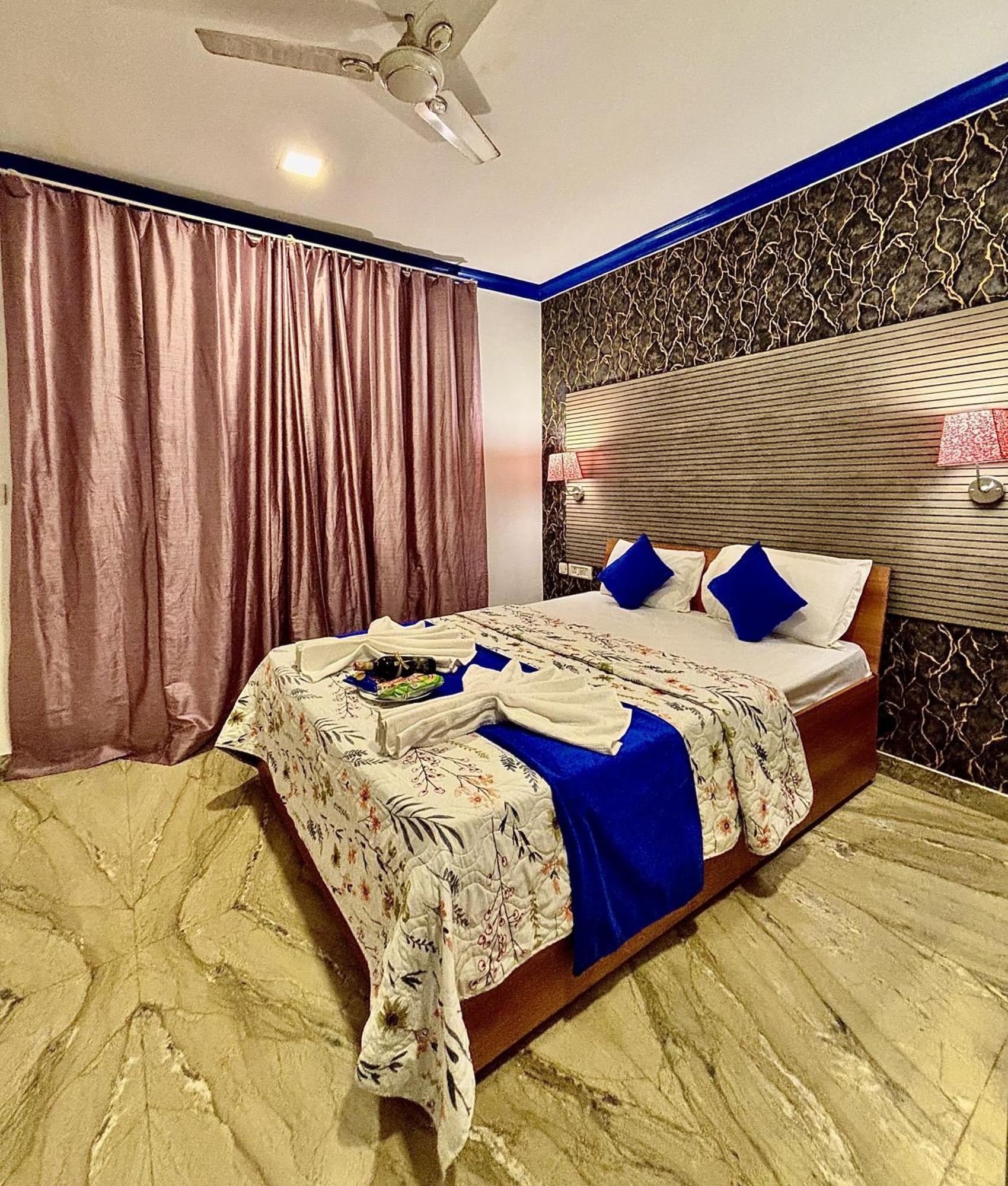 3Bhk Private Pool Villa By Silver Villas 卡兰古特 外观 照片